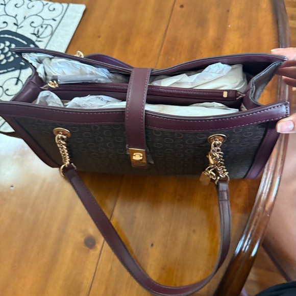 Guess Burgundy and Brown with muted Gold letters Shoulder Bag - Picture 2 of 10